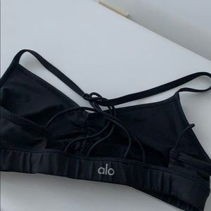Alo sports bra black